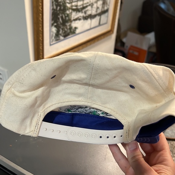 Vintage Hat - Picture 2 of 4